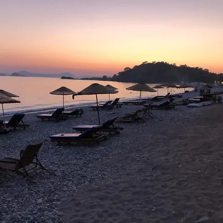 Oda ve Kahvaltı Zirkon Doğa Butik *