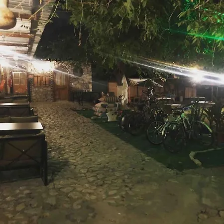 Zirkon Doğa Butik Oda ve Kahvaltı *