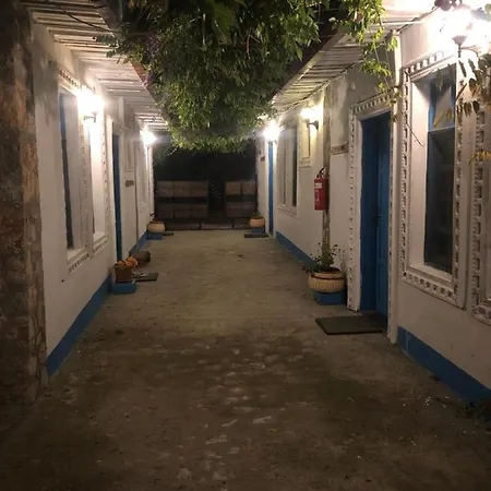 B&B Zirkon Doga Butik *